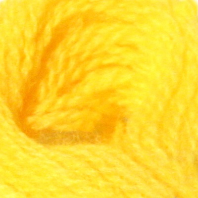 <img src="553.jpg" alt="25m bright yellow broderigarn av ull"/>
