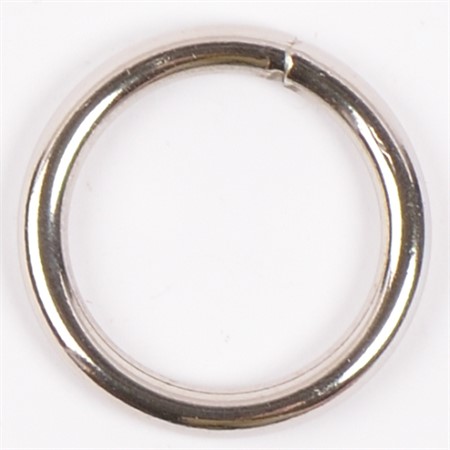 <img src="v9001530.jpg" alt="30mm silverfärgad svetsad o-ring"/>